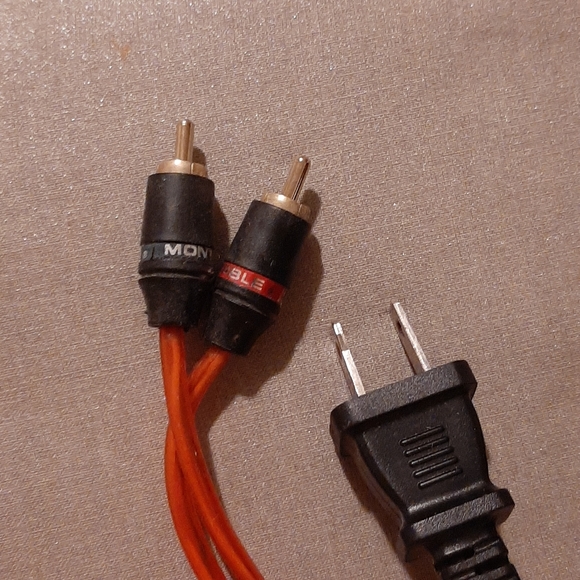 Speakers - Picture 5 of 5